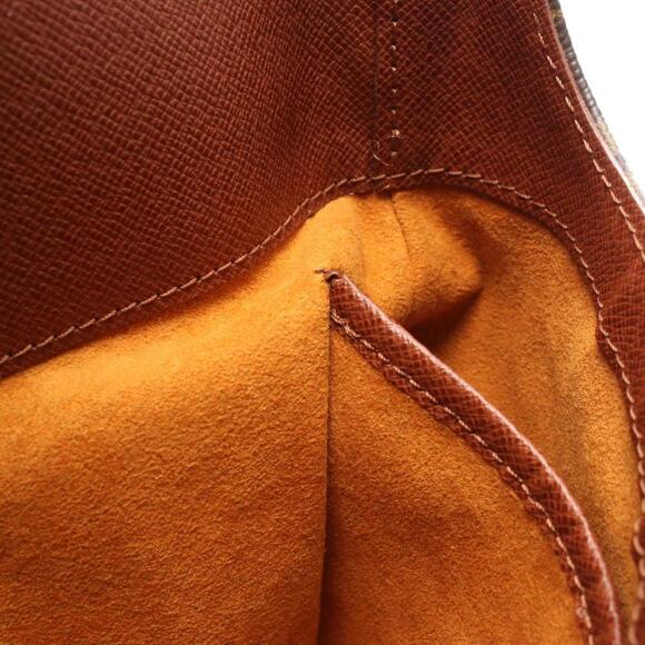 LOUIS VUITTON Brown Monogram Leather Shoulder Bag - Picture 6 of 8